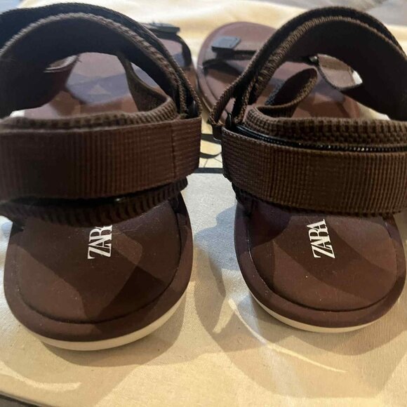 Zara - SANDALS WITH ADHESIVE STRAPS - NEVER WORN - size 6 - Picture 5 of 6
